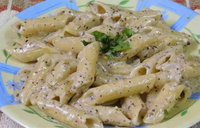 white-sauce-italian-pasta-r