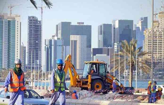 qatar-worker