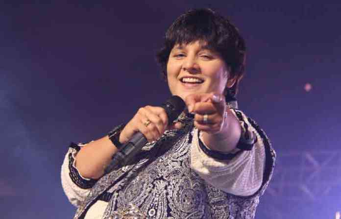 falguni-pathak