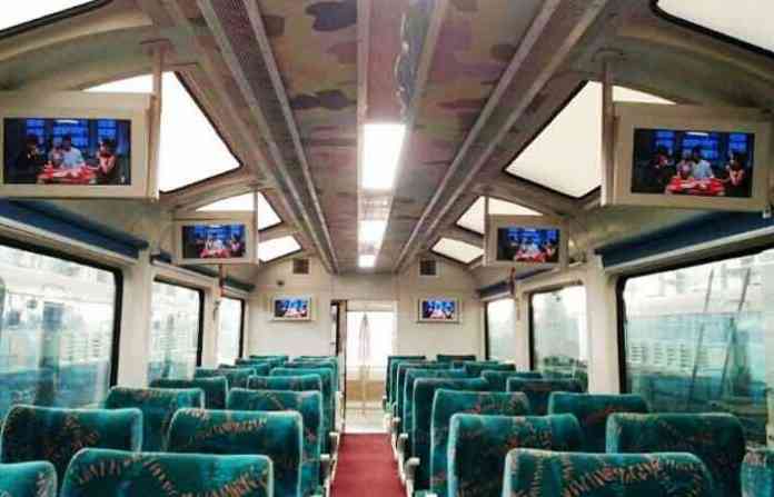 jan-shatabdi-vistadome