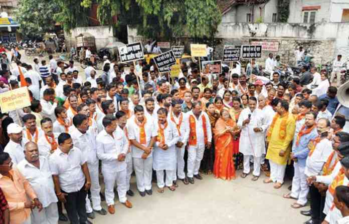 shivsena-strike