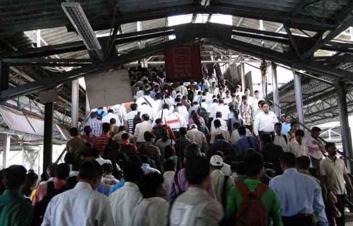 dadar-railway-station