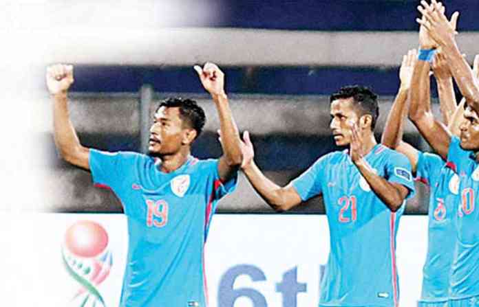 indian-football-team-defeat