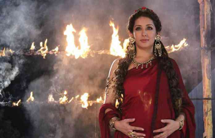 sameksha-singh-suffers-burn