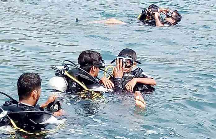 scuba-diving-r