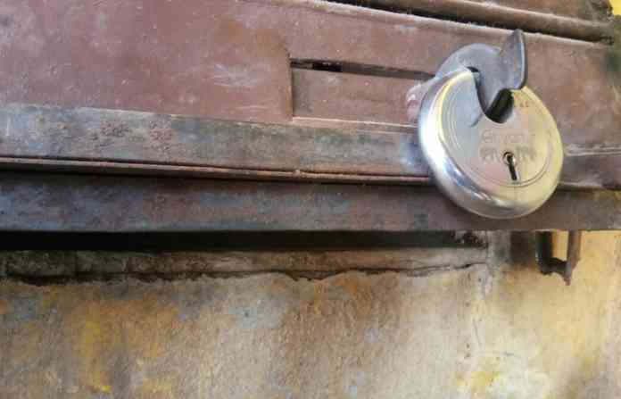 shutter