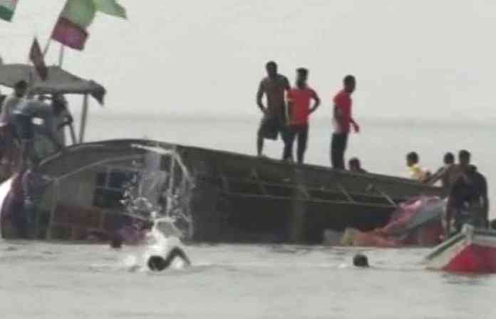 dahanu-boat