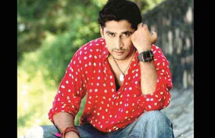 chinmay-mandlekar-2