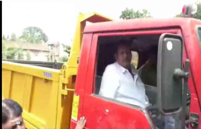 udayanraje-driving