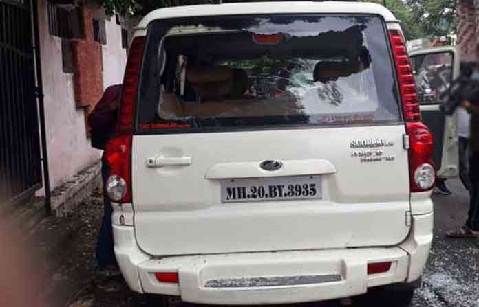 bjp-car-smashed