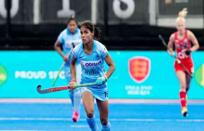 womens-hockey-team