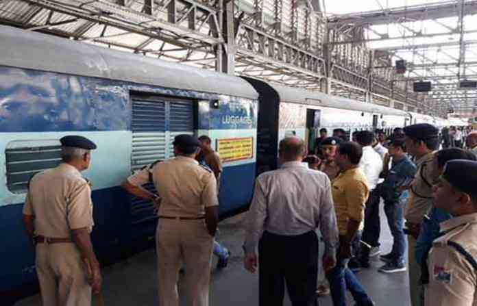 hyderabad-deccan-1