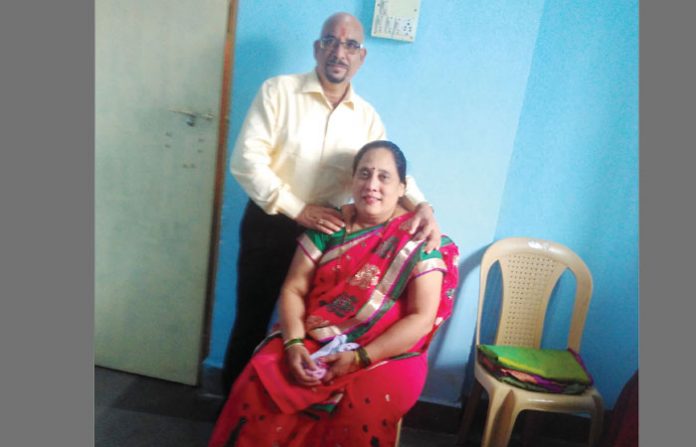 khatvkar-couple