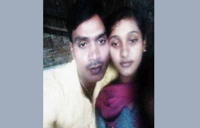 gaya-couple