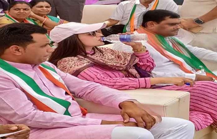 amisha-patel-in-gujarat