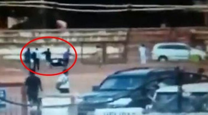 modi-helicopter-box modi-helicopter-box