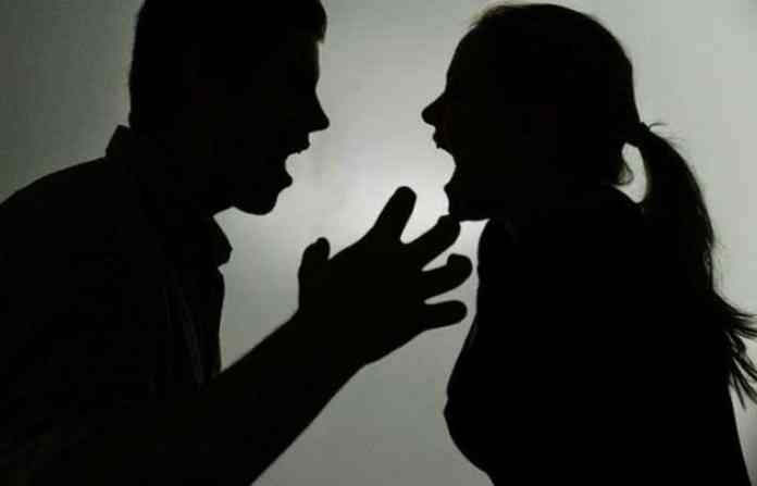 husband-wife-fight