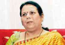 नीलम गोऱ्हे भोंदूबाबाला मंत्रीपदासाठी फाइव्ह स्टार हॉटेलात भेटल्या, तृप्ती देसाईंचा आरोप