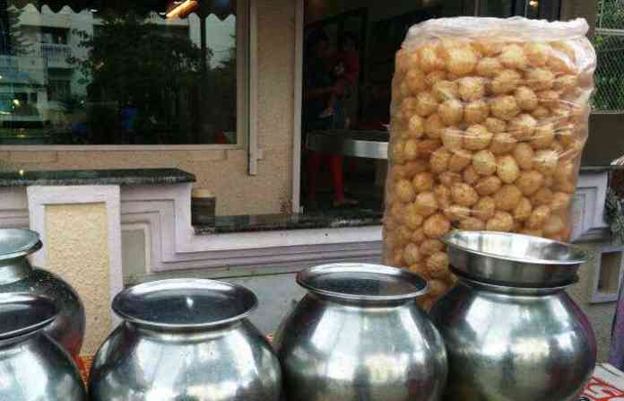 pani-puri