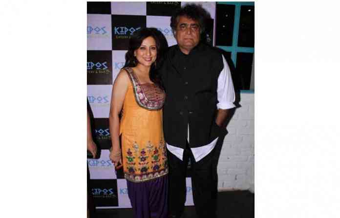 kishori-shahane-with-husban