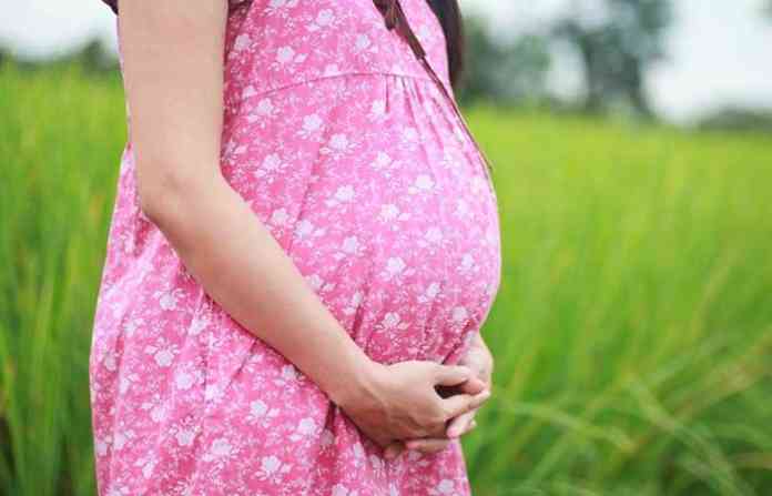 girl-pregnant