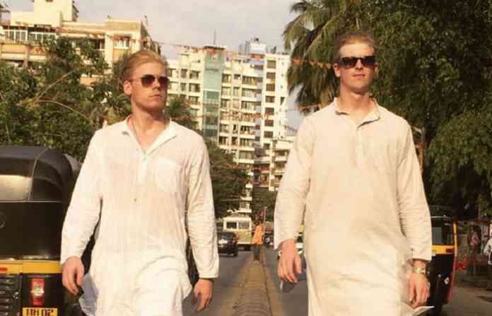 2-foreigners-in-bollywood-8