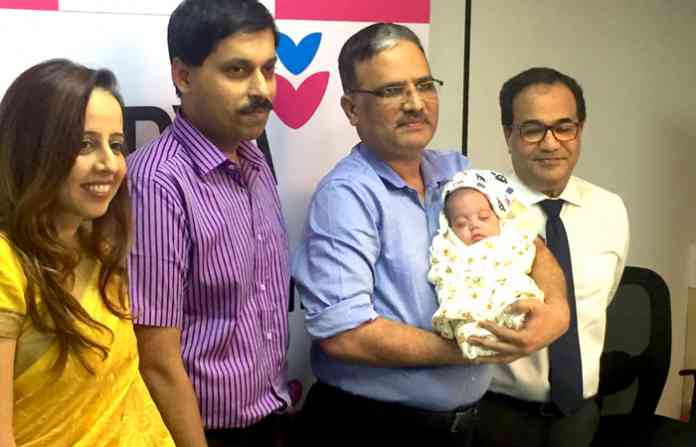 baby-nirvaan-with-doctors-a