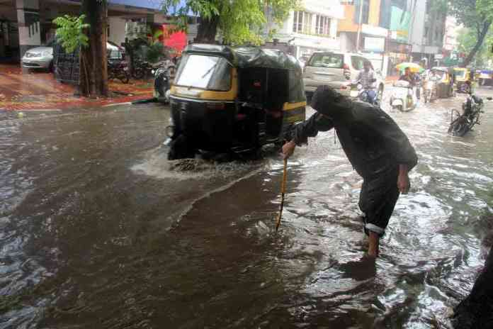 pune-rain-2