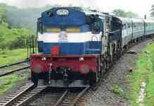 फुकट्या प्रवाशांना कोकण रेल्वेचा दणका, नोव्हेंबर महिन्यात वसूल केला तब्ब्ल २ कोटी ३३ लाखांचा दंड konkan-railway