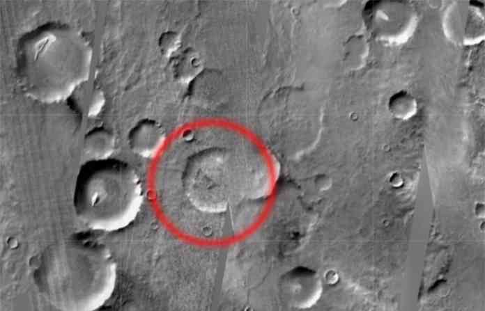 aliens-hq-on-mars