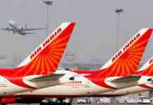 वजन वाढल्यास आता पगारावर पडणार कुऱ्हाड, एअर इंडियाचा केबिन क्रू कर्मचाऱ्यांना इशारा