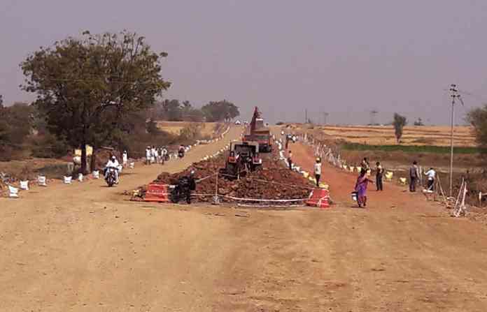 pandharpur-road-controversy