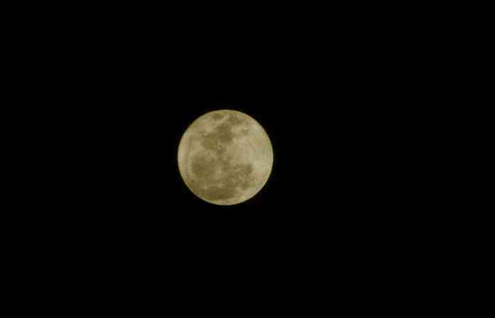 super-moon-696x447