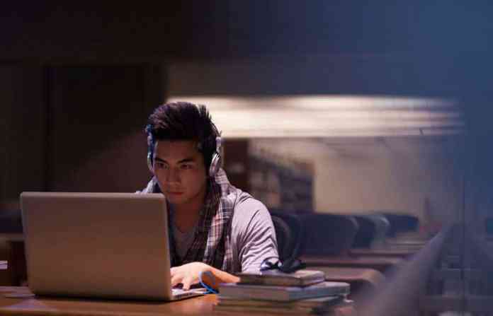 studyingatnight-58c2c2635f9