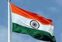 भाजप नगरसेविकेच्या कार्यालयाबाहेर दुसऱ्या दिवसापर्यंत राष्ट्रध्वज जैसे थे! शिवसेनेकडून कायदेशीर कारवाईची मागणी
