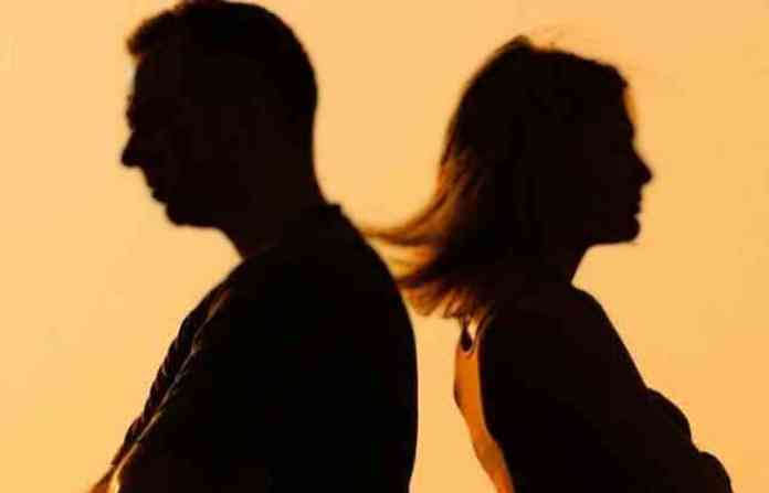husband-wife-fight