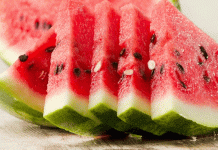 कलिंगडामुळे आरोग्याला होणारे फायदे वाचाल तर थक्क व्हाल