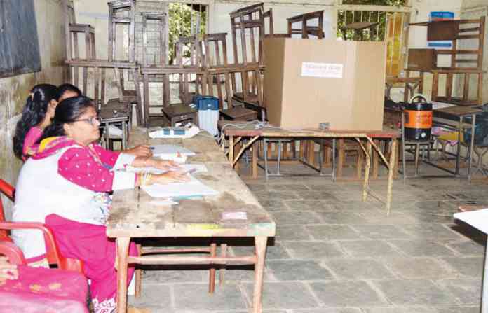 voting-center-in-palghar