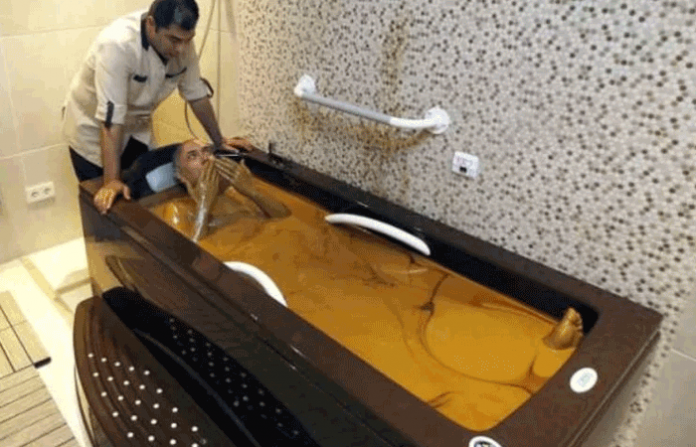 crude-oil-bathe