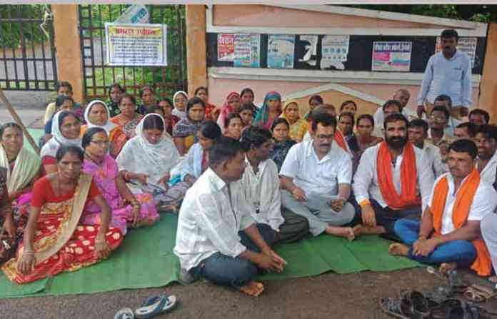 hingoli-protest