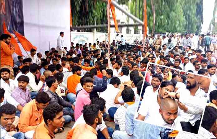 maratha-kranti-mundan