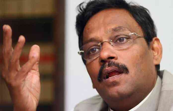 vinod-tawde-look vinod-tawde-look