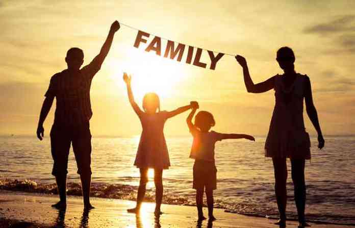 happy-family-indian