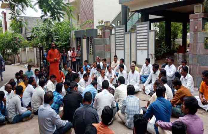 latur-agitation