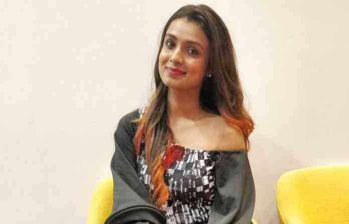 mayuri-deshmukh-in-hot-atti