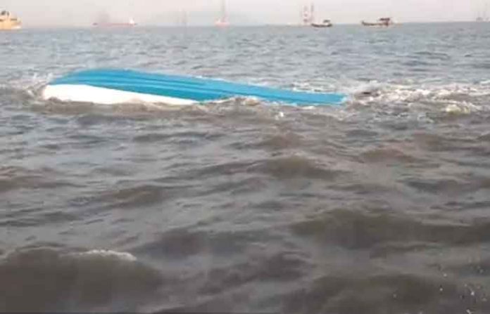 mumbai-boat