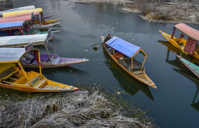 dal-lake