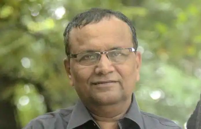 dr-sadanand-more