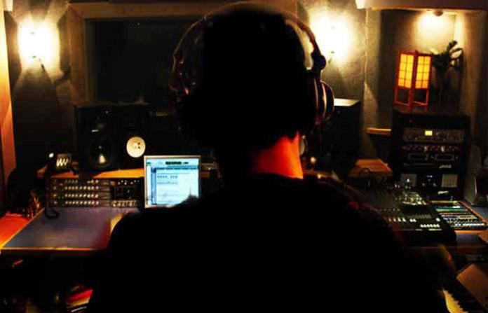 phone-tapping