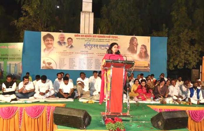 pankaja-munde-beed